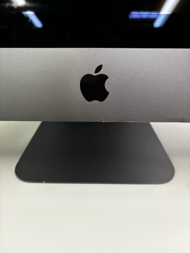 2017 Apple iMac Pro 5K 27-inch 10-Core Xeon W – 128GB RAM 2TB SSD | Radeon Pro Vega 56