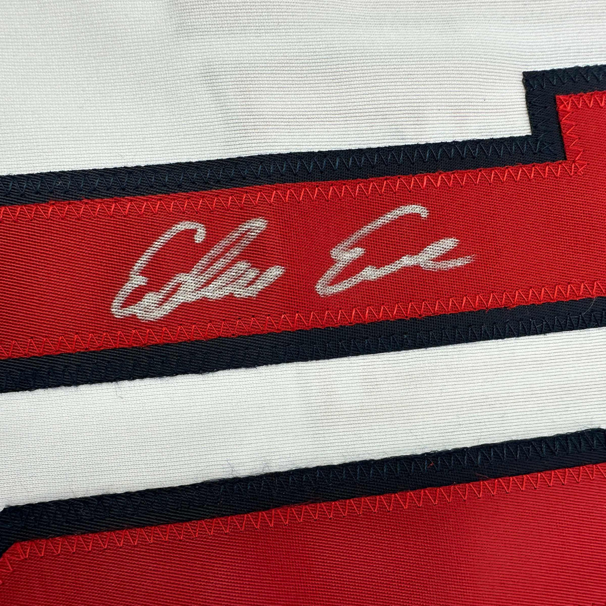 Camiseta de béisbol blanca de Cleveland autografiada/firmada por Edwin Encarnación JSA COA