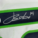 Camiseta de fútbol blanca de Seattle autografiada/firmada por Jake Bobo JSA COA
