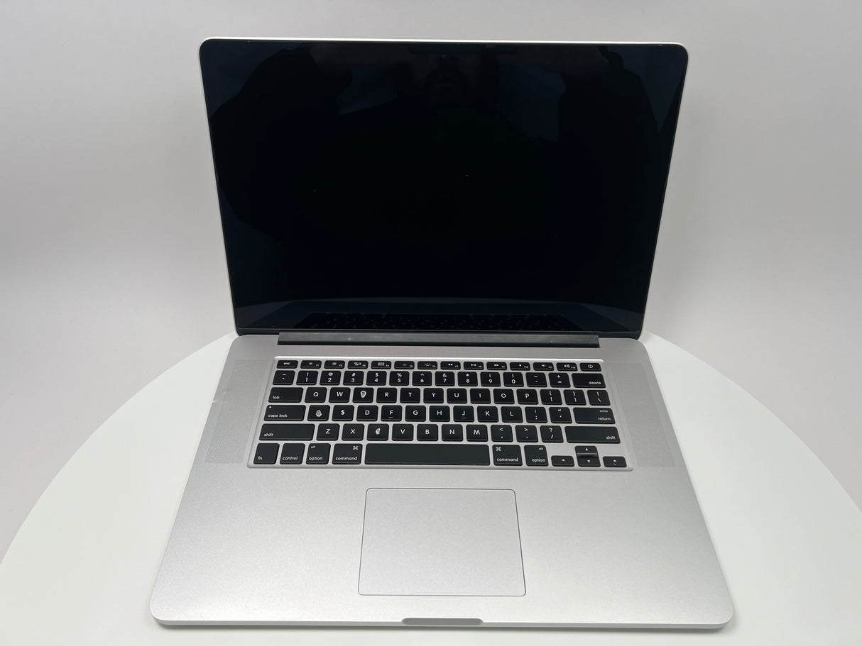2015 MacBook Pro 15-inch i7 2.8GHz – 16GB RAM 1TB SSD AMD R9 M370X | For Parts Only
