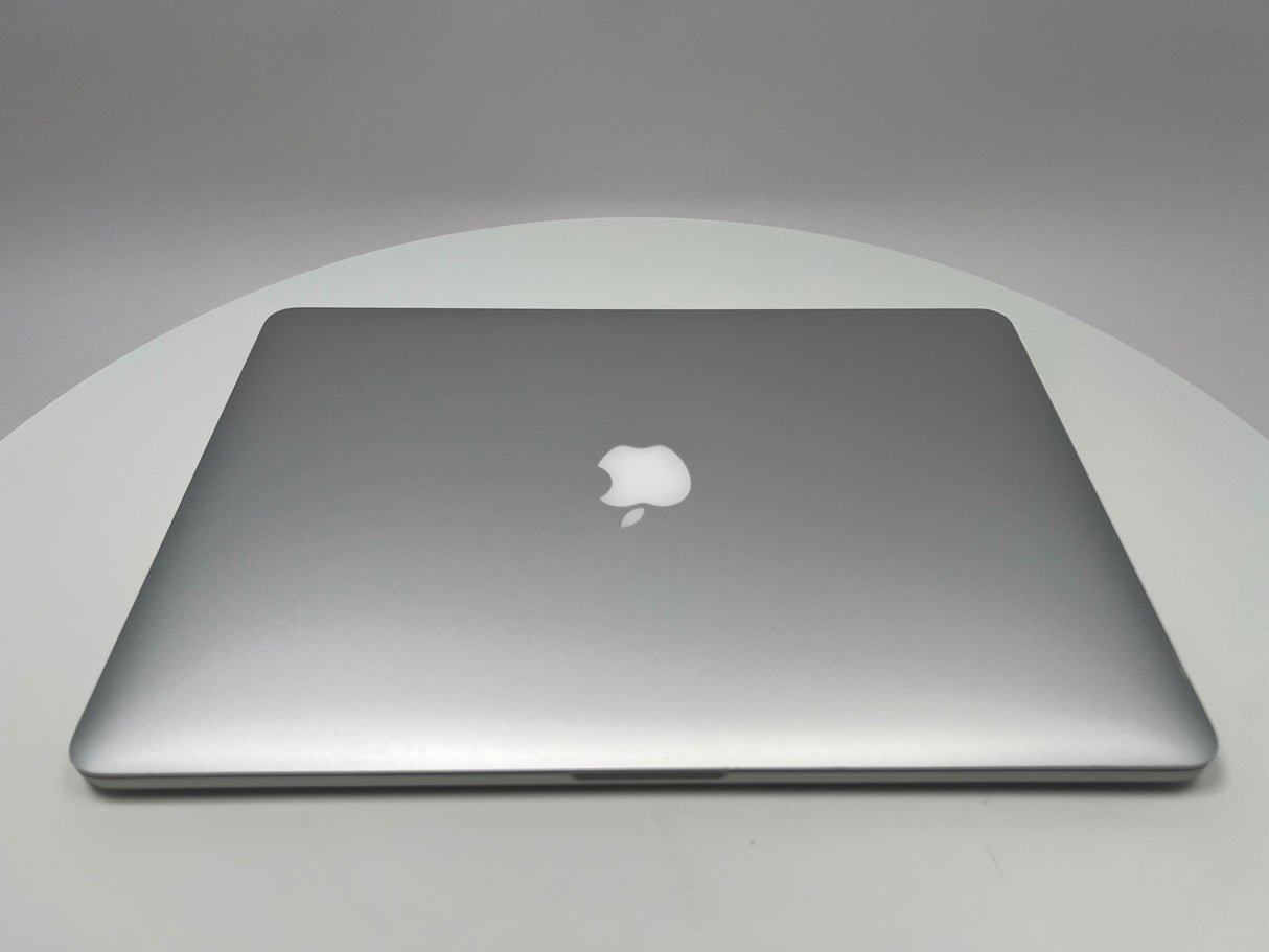 2015 MacBook Pro 15-inch i7 2.8GHz – 16GB RAM 1TB SSD AMD R9 M370X | For Parts Only