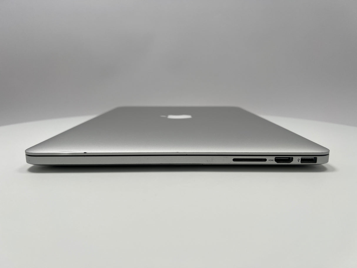 2015 MacBook Pro 15-inch i7 2.8GHz – 16GB RAM 1TB SSD AMD R9 M370X | For Parts Only