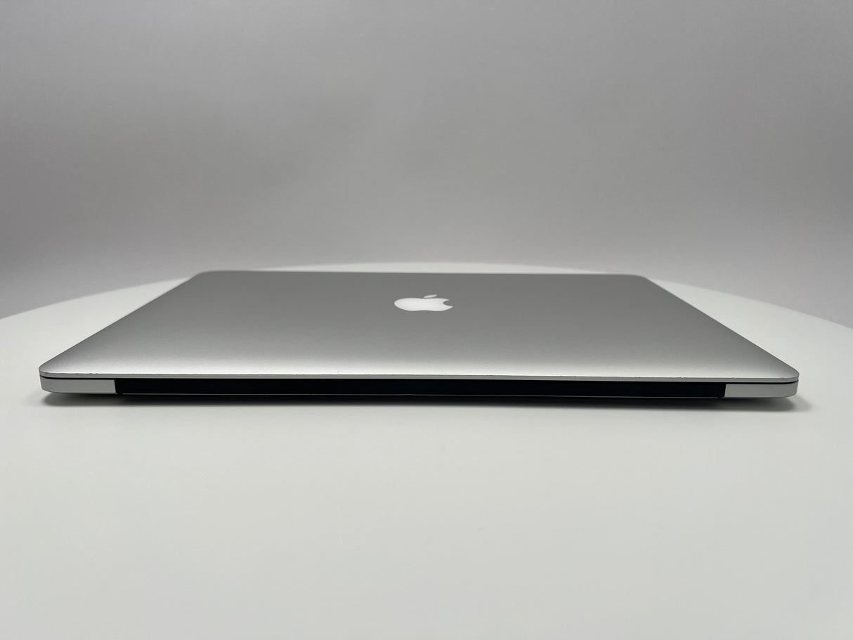 2015 MacBook Pro 15-inch i7 2.8GHz – 16GB RAM 1TB SSD AMD R9 M370X | For Parts Only