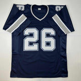 Camiseta de fútbol azul de Dallas de Daron Bland autografiada/firmada JSA COA