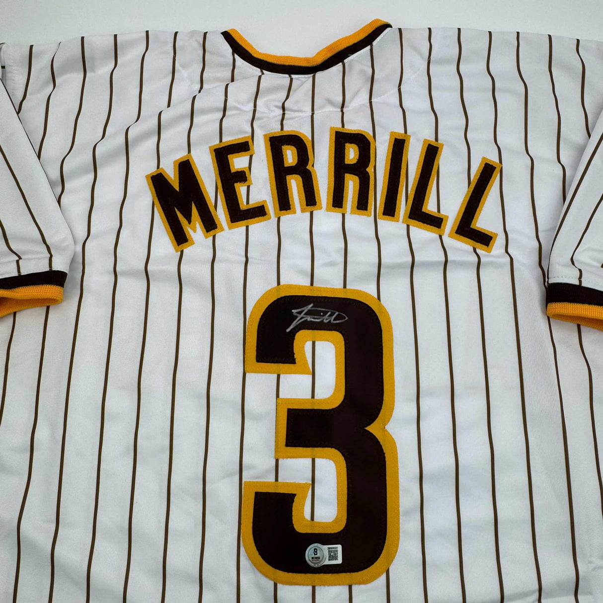 Camiseta de béisbol a rayas de Jackson Merrill San Diego autografiada/firmada Beckett BAS COA