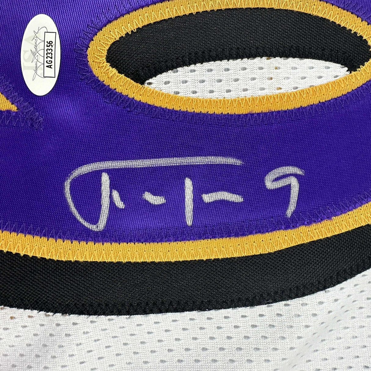 Camiseta de fútbol blanca de Baltimore autografiada/firmada por Justin Tucker (JSA COA)
