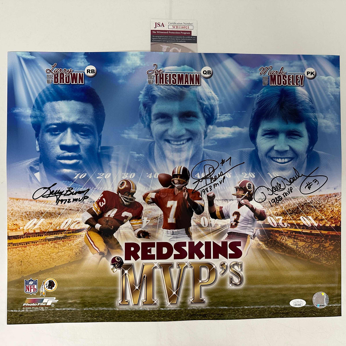Foto de fútbol americano de 16 x 20 autografiada/firmada por Joe Theismann, Mark Moseley, Larry Brown, Washington Commanders, MVP, JSA COA
