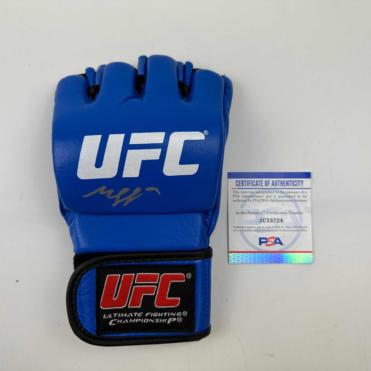 Guante azul de Khamzat Borz Chimaev, UFC MMA Ultimate Fighting, autografiado/firmado, PSA/Certificado de ADN