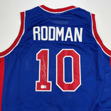Camiseta de baloncesto azul de Detroit de Dennis Rodman autografiada/firmada Beckett BAS COA