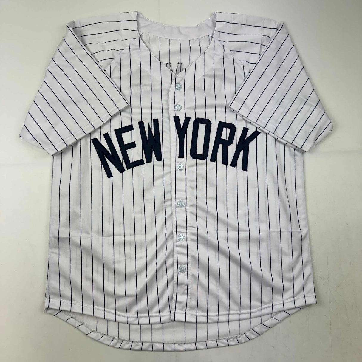 Camiseta de béisbol a rayas de Nueva York autografiada/firmada por Johnny Damon Beckett BAS COA