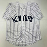 Camiseta de béisbol a rayas de Nueva York autografiada/firmada por Johnny Damon Beckett BAS COA