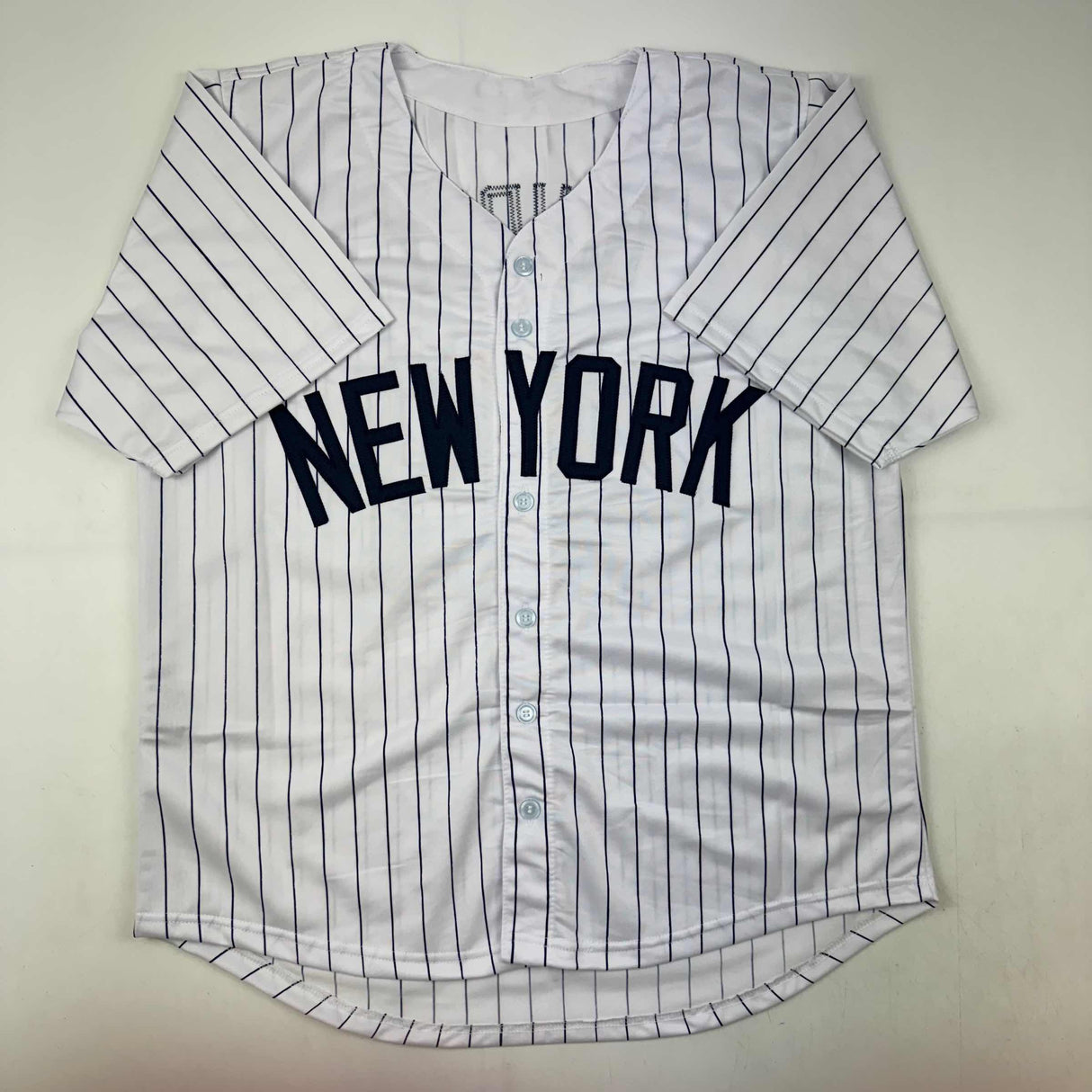 Camiseta de béisbol a rayas de Nueva York autografiada/firmada por Ron Guidry Beckett BAS COA