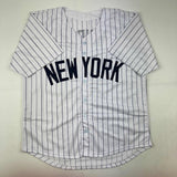 Camiseta de béisbol a rayas de Nueva York autografiada/firmada por Ron Guidry Beckett BAS COA