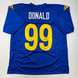 Camiseta de fútbol azul de Los Ángeles autografiada/firmada por Aaron Donald Beckett BAS COA
