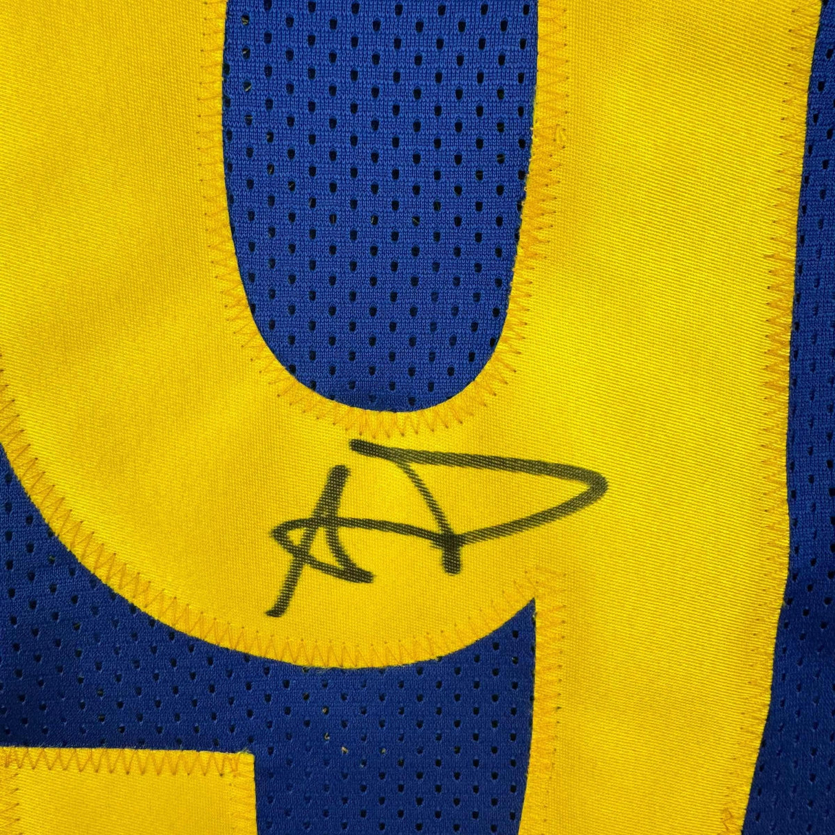 Camiseta de fútbol azul de Los Ángeles autografiada/firmada por Aaron Donald Beckett BAS COA