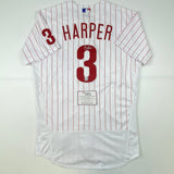 Camiseta de béisbol auténtica de rayas de los Philadelphia Phillies autografiada y firmada por Bryce Harper. Fanáticos y MLB COA.