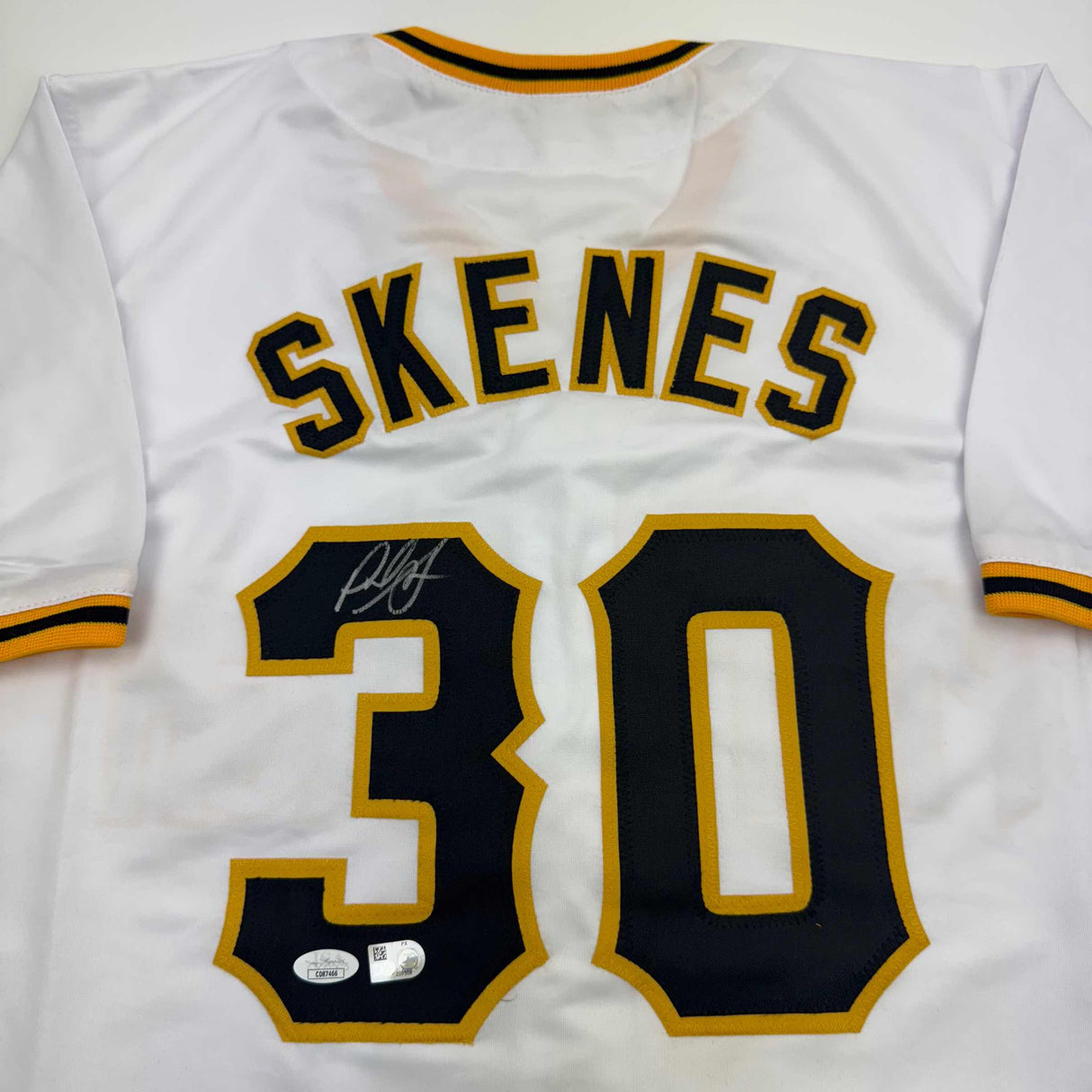 Camiseta de béisbol blanca de Pittsburgh de Paul Skenes autografiada/firmada JSA COA