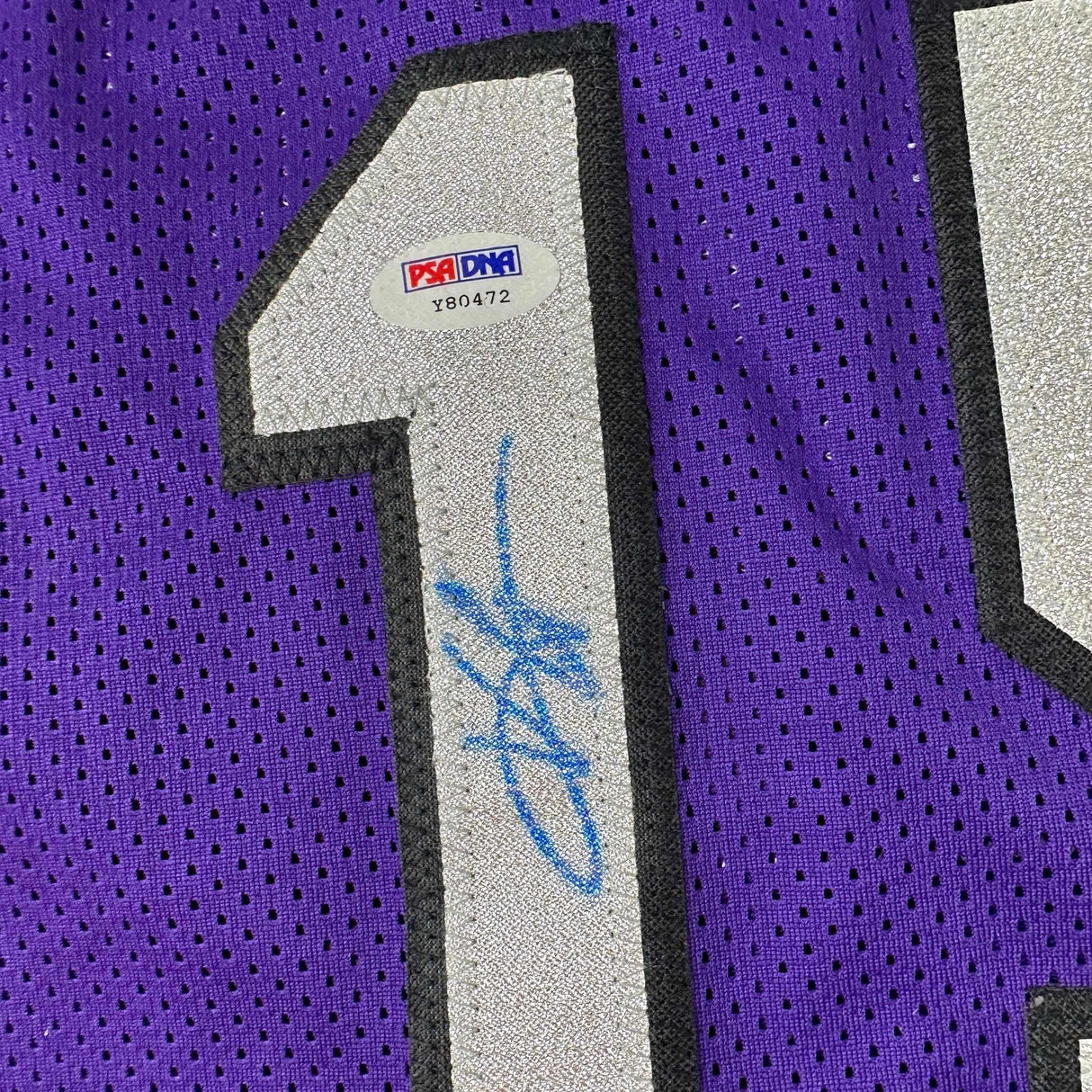 Camiseta de baloncesto morada de Toronto autografiada/firmada por Vince Carter. PSA/Certificado de ADN.