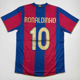 Camiseta de fútbol azul/roja del Barcelona de Ronaldinho autografiada/firmada Beckett BAS COA
