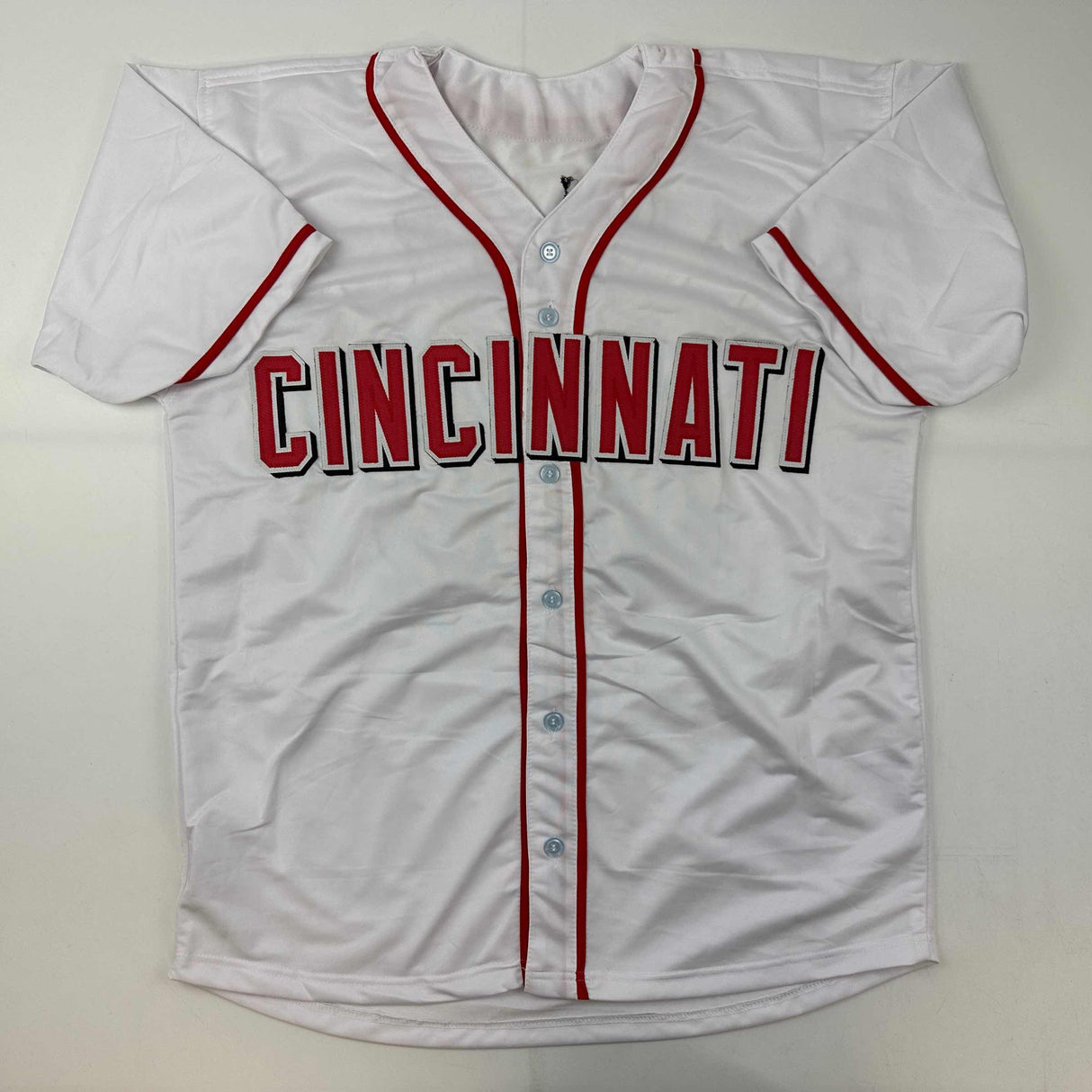 Camiseta de béisbol blanca de Cincinnati autografiada/firmada por Elly De La Cruz Beckett BAS COA