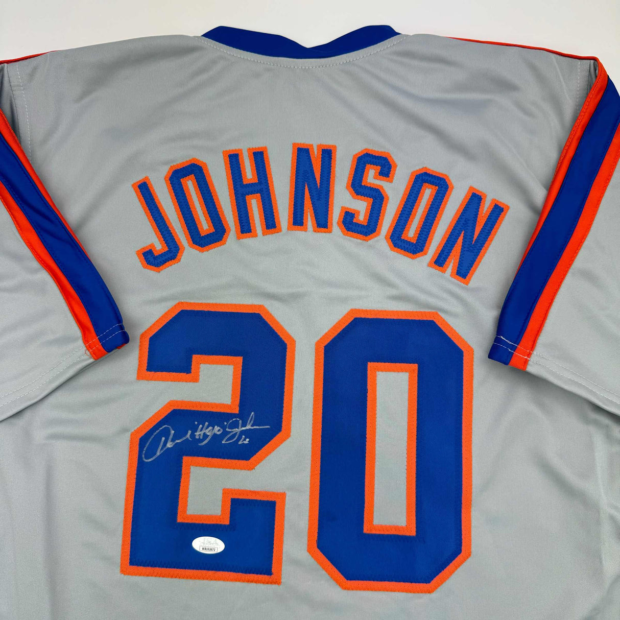 Camiseta de béisbol gris autografiada/firmada de Howard Johnson HOJO Nueva York JSA COA