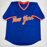 Camiseta de béisbol azul de Nueva York autografiada y firmada por Howard Johnson "HOJO" (JSA COA)