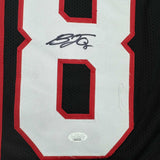 Camiseta de fútbol americano negra de Arizona, enmarcada, autografiada y firmada por BJ Ojulari, 35 x 39, JSA COA