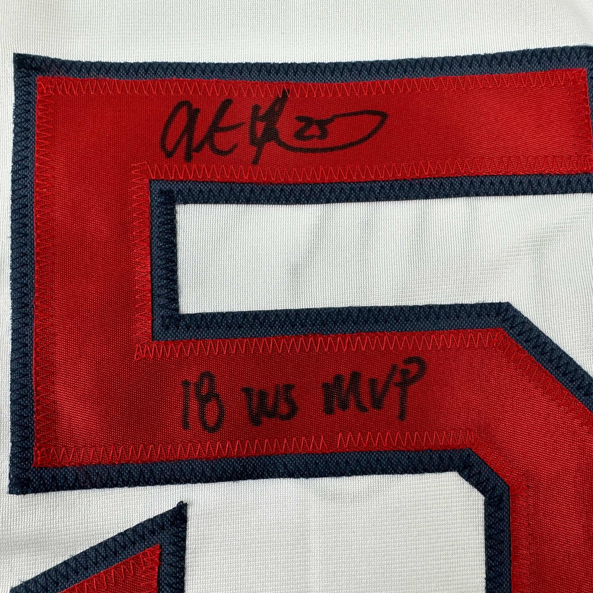 Camiseta de béisbol blanca de Boston, autografiada y firmada por Steve Pearce, número 18 de la Serie Mundial, MVP, PSA/CÓDIGO DE ADN