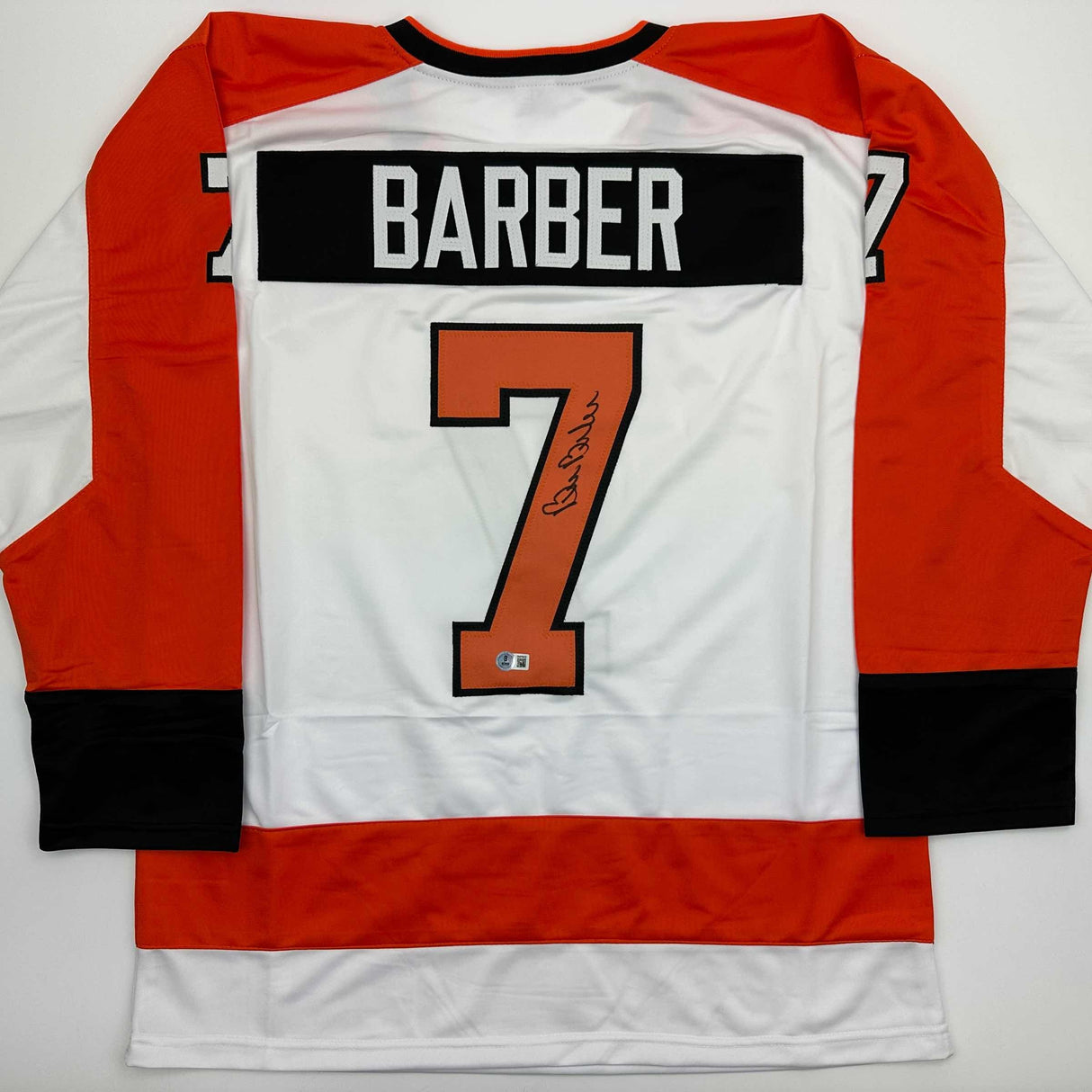 Camiseta de hockey blanca de Filadelfia de Bill Barber autografiada/firmada Beckett BAS COA