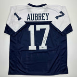Camiseta de fútbol del Día de Acción de Gracias de Brandon Aubrey Dallas autografiada/firmada Beckett BAS COA