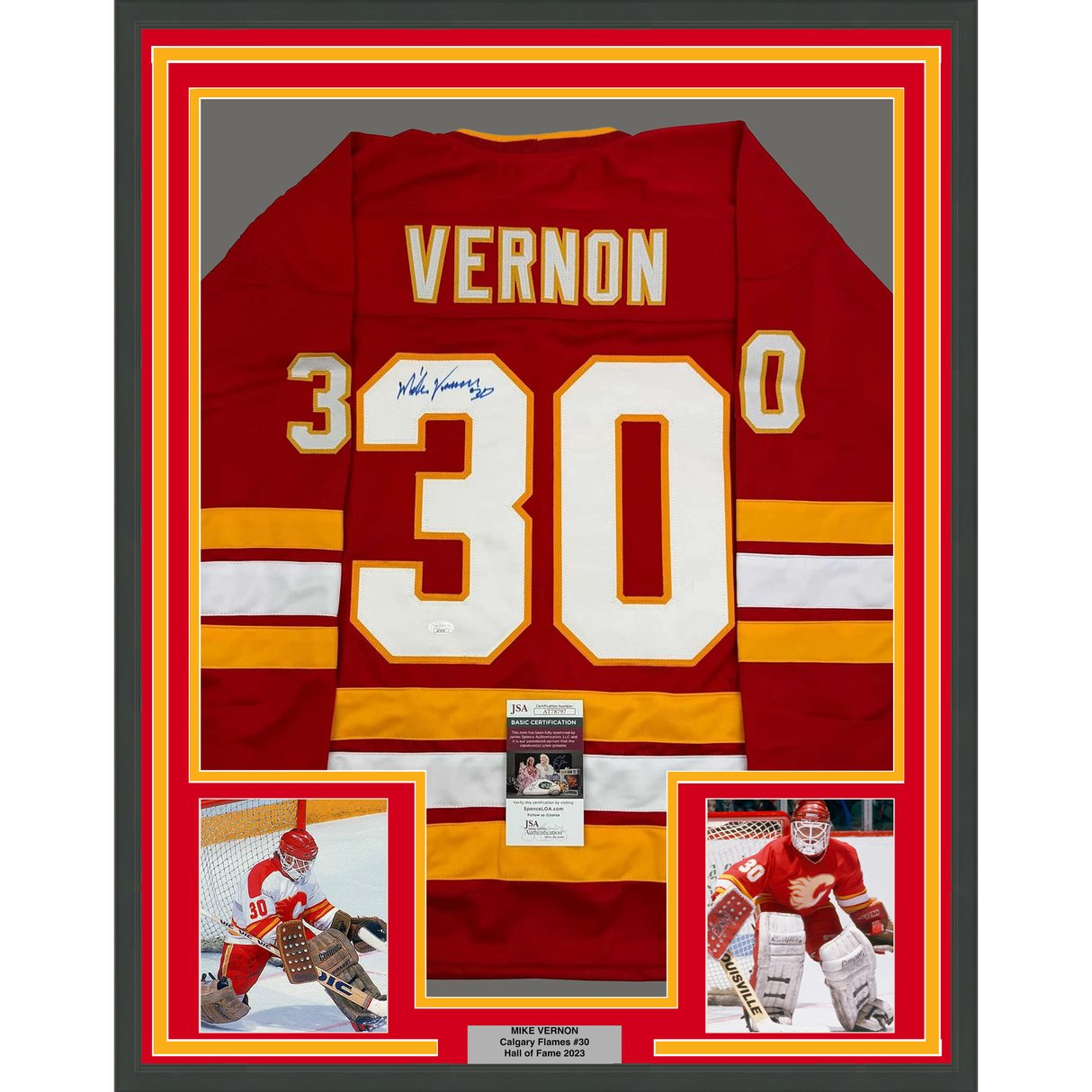 Camiseta de hockey roja de Calgary, enmarcada, autografiada y firmada por Mike Vernon, 35 x 39, JSA COA