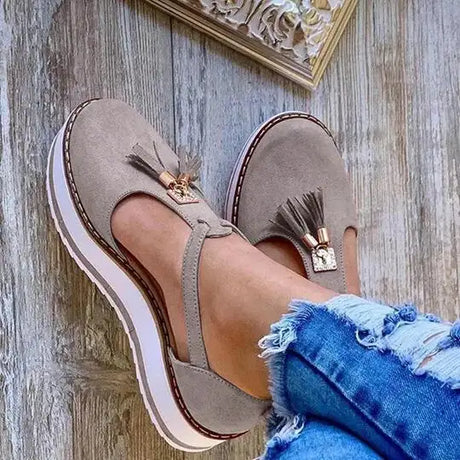 Women Flat Shoes Thick Sole Platform Shoes - Lootquake