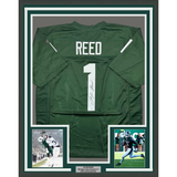 Camiseta de fútbol americano universitario enmarcada, autografiada y firmada por Jayden Reed, 35 x 39, color verde de Michigan State, JSA COA