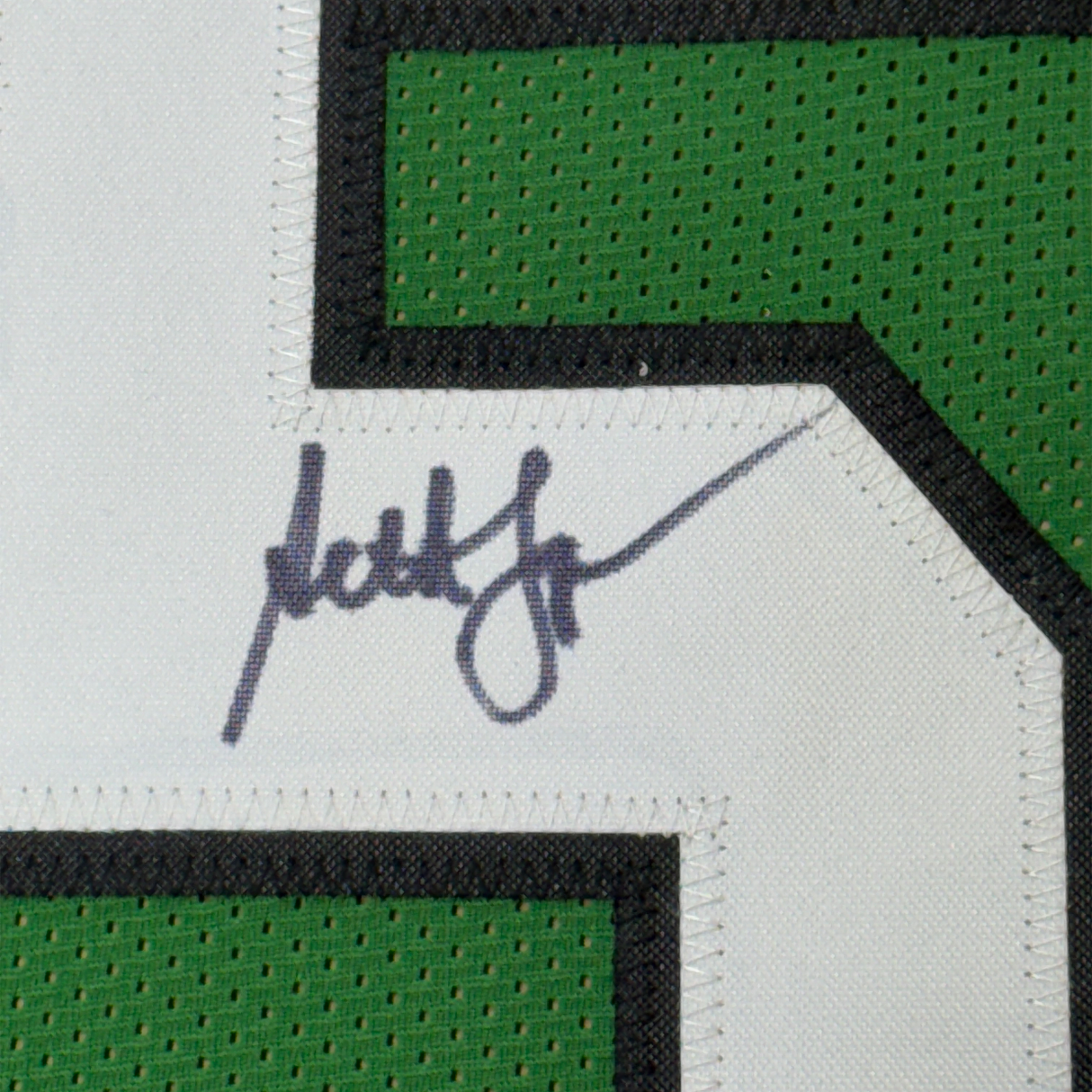 Camiseta de fútbol verde Filadelfia de 35 x 39, enmarcada, autografiada y firmada por Seth Joyner (JSA COA)