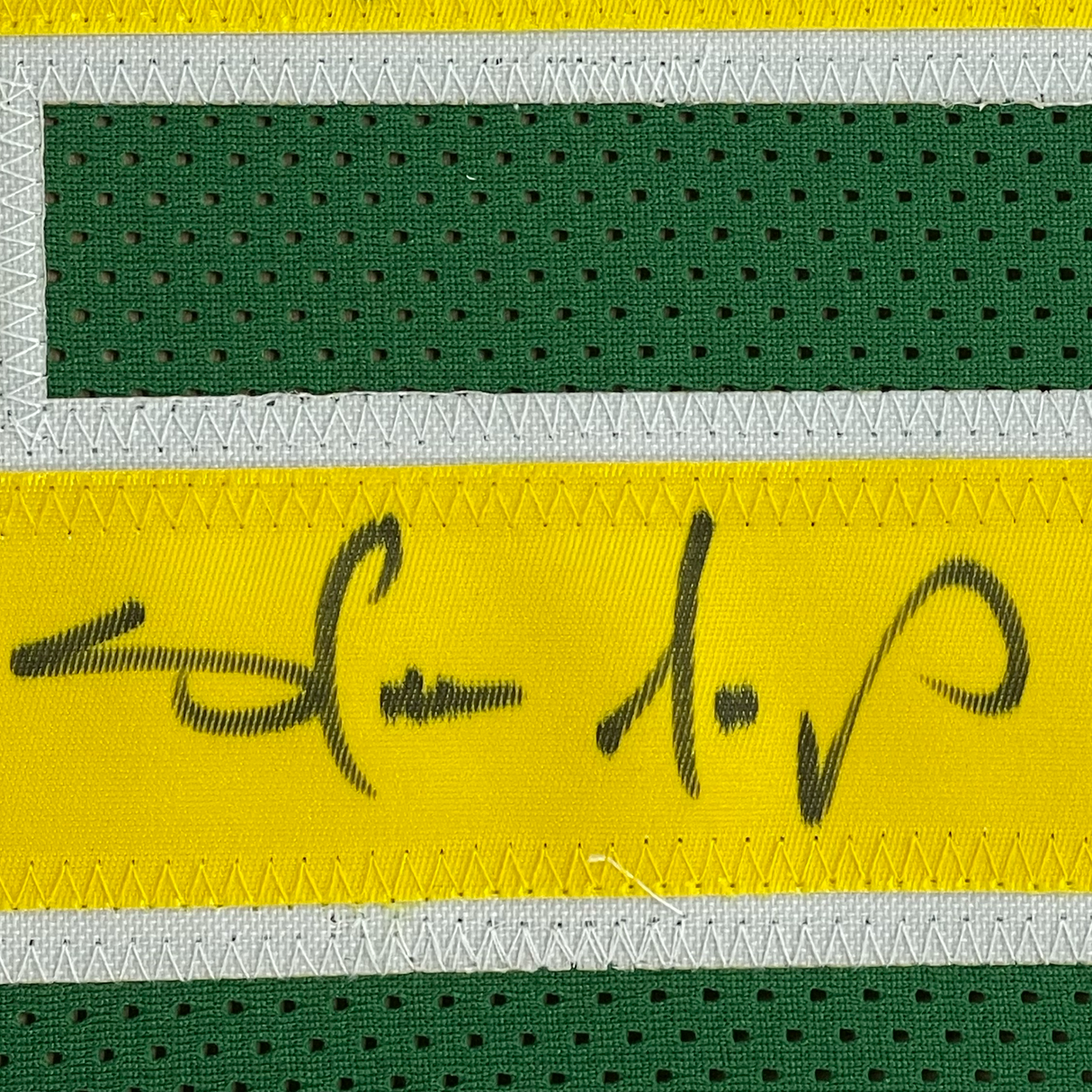 Camiseta de baloncesto verde de Seattle de 35 x 39, enmarcada, autografiada y firmada por Shawn Kemp (JSA COA)