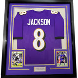 Camiseta de fútbol morado de Baltimore de 35 x 39, enmarcada, autografiada y firmada por Lamar Jackson (JSA COA)