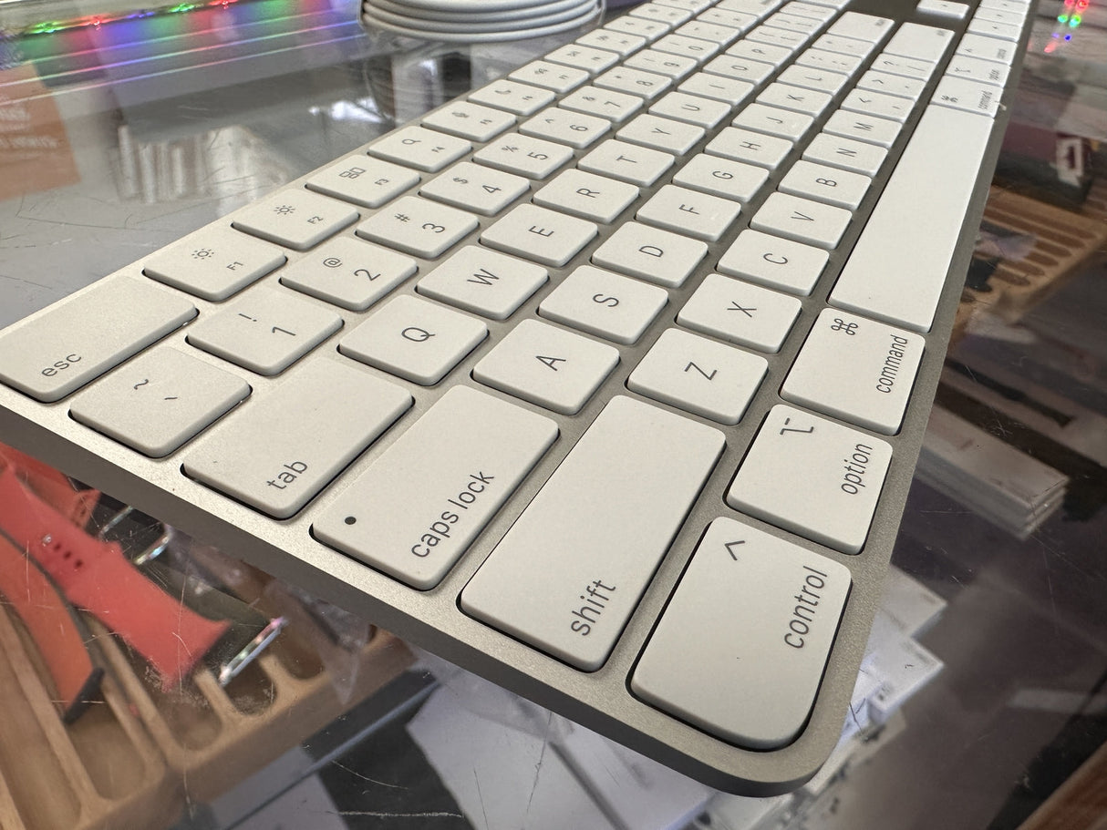 Apple Magic Keyboard with Touch ID & Numeric Keypad – 2nd Gen