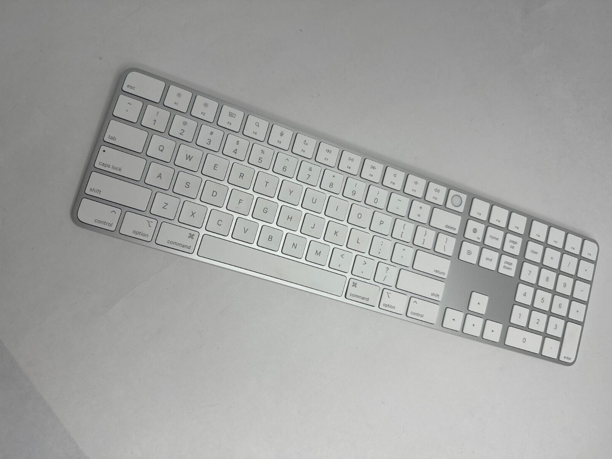 Apple Magic Keyboard 2 Touch ID & Numeric Keypad / Wireless Bluetooth / Open box