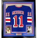 Camiseta de hockey azul de Nueva York enmarcada, autografiada y firmada por Mark Messier, 35 x 39, JSA COA