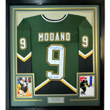 Camiseta de hockey verde oscuro de Dallas Beckett BAS COA, enmarcada, autografiada y firmada por Mike Modano, HOF 2014, 35 x 39