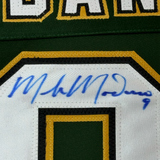 Camiseta de hockey verde oscuro de Dallas Beckett BAS COA, enmarcada, autografiada y firmada por Mike Modano, HOF 2014, 35 x 39