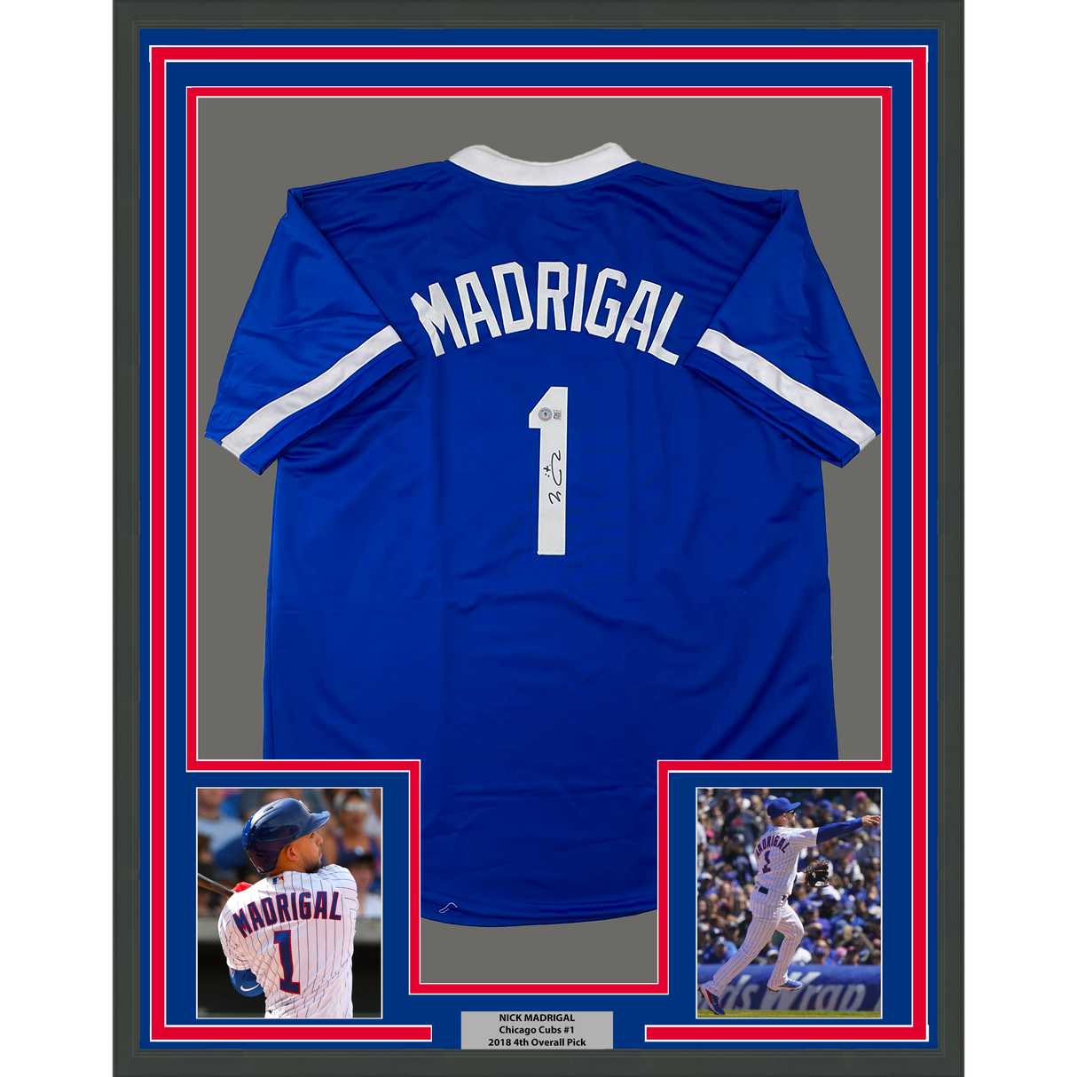 Camiseta de béisbol azul Chicago Beckett BAS COA enmarcada, autografiada y firmada por Nick Madrigal, 35 x 39