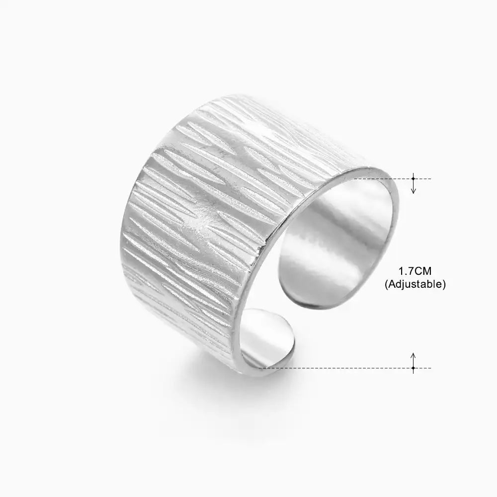 Anillo de acero inoxidable con forma de moda retro para mujer