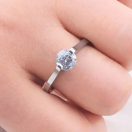 Fashion Diamond Ring Titanium Steel Ornament Simple Female Niche Jewelry Stainless Steel - Lootquake