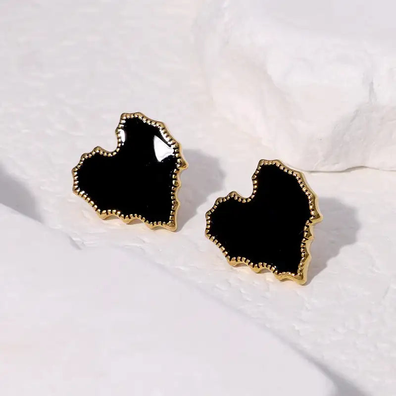 Pendientes de acero inoxidable de temperamento simple con baño de oro de 18 quilates que no se decoloran