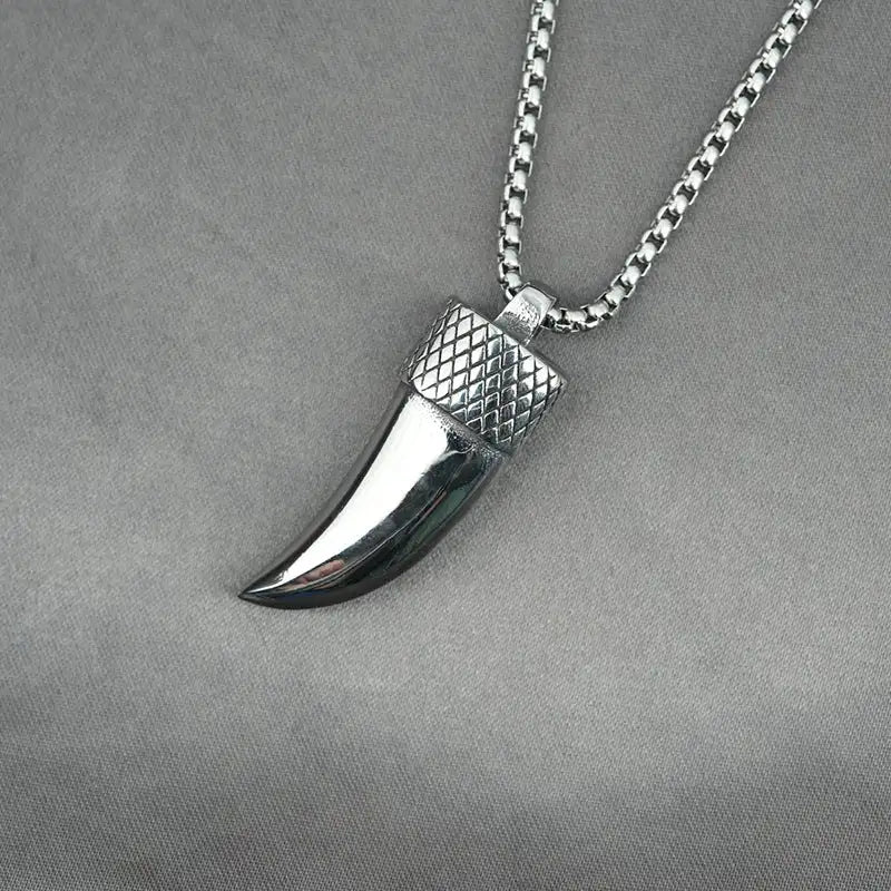 Ornament Domineering Retro Sweater Chain Wolf Tooth Pattern - Lootquake