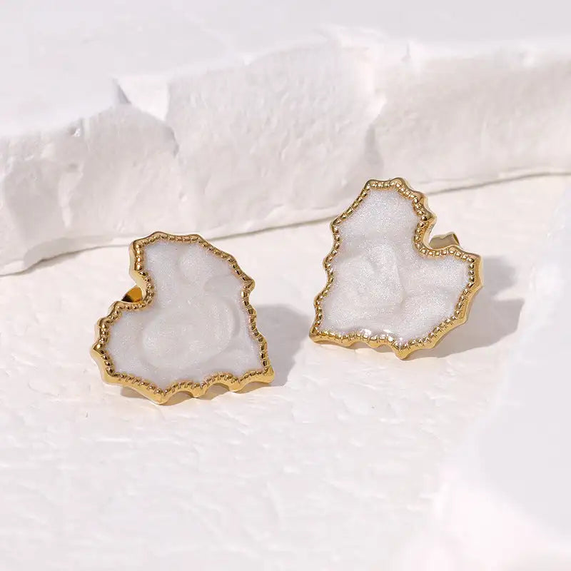 Pendientes de acero inoxidable de temperamento simple con baño de oro de 18 quilates que no se decoloran
