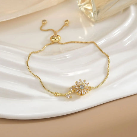 Simple Rotatable Flower Color-preserving Pure Copper Gold-plated Bracelet - Lootquake