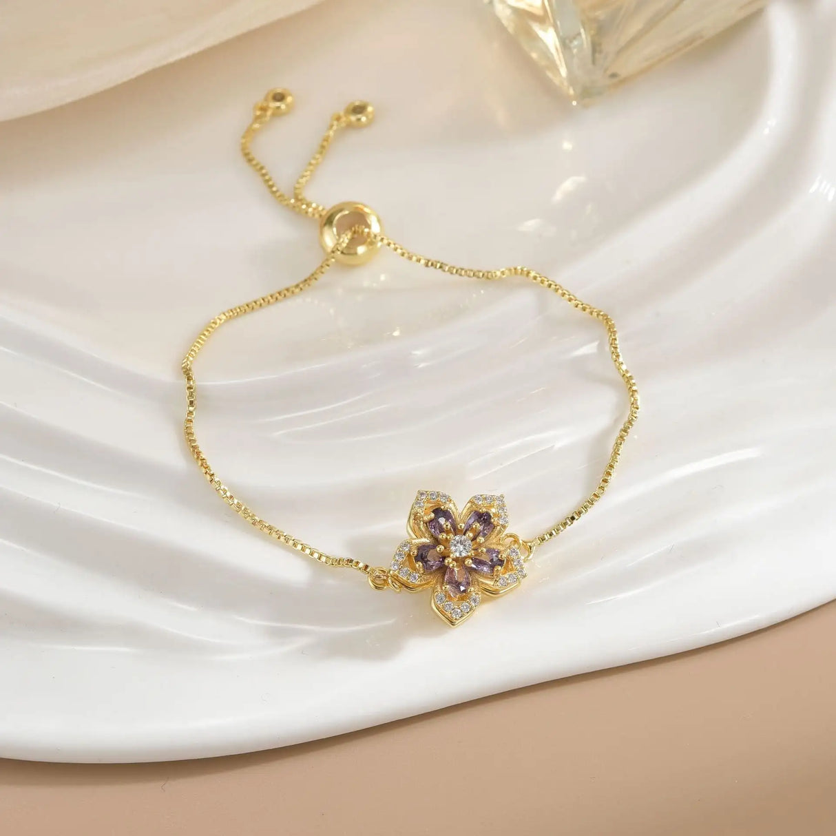 Simple Rotatable Flower Color-preserving Pure Copper Gold-plated Bracelet - Lootquake