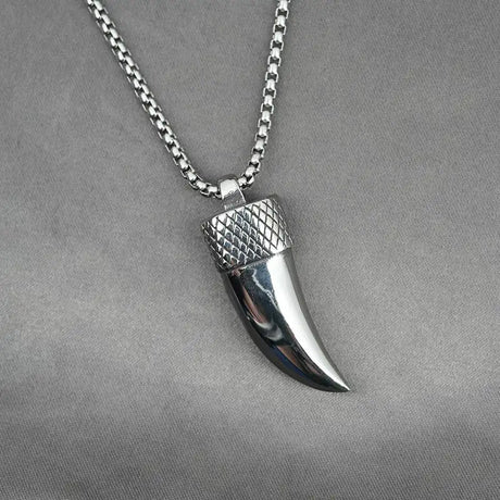 Ornament Domineering Retro Sweater Chain Wolf Tooth Pattern - Lootquake